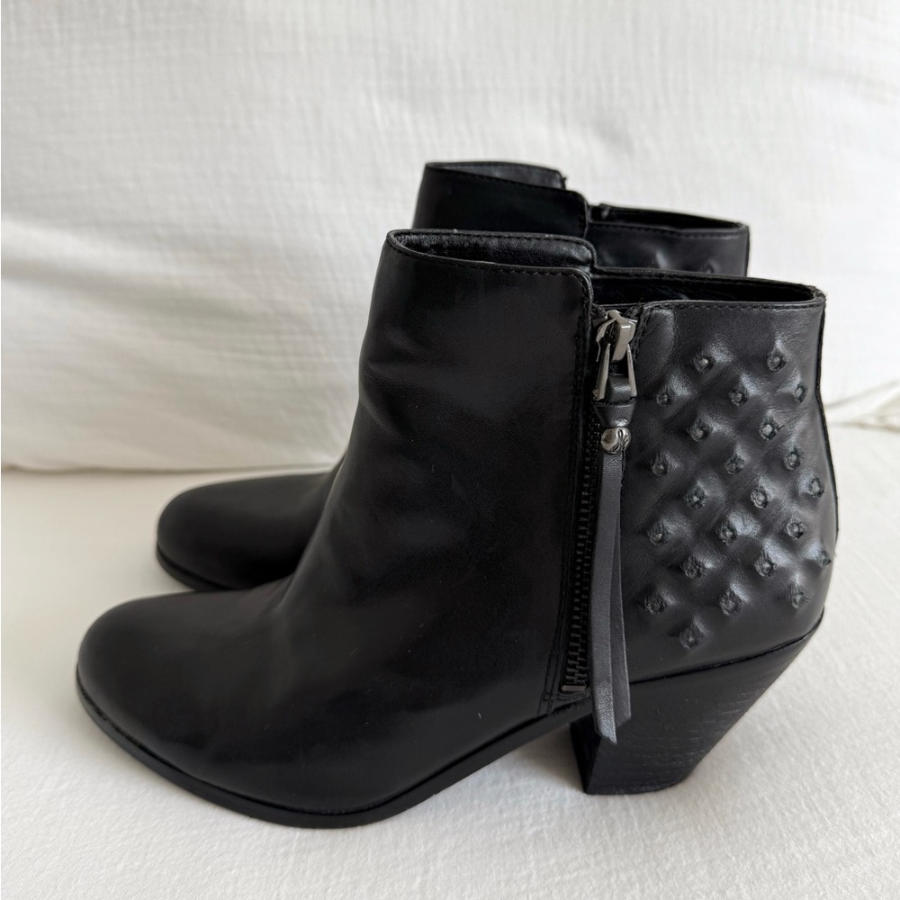 Y2K Sam Edelman black leather ankle boots